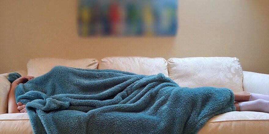 Geç Yatan Genç Kızların Kilo Alma İhtimali Artıyor