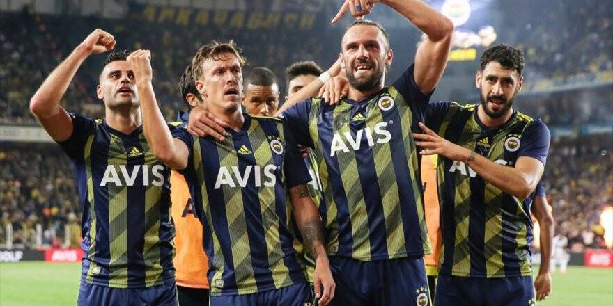 Fenerbahçe Sahasında Galip