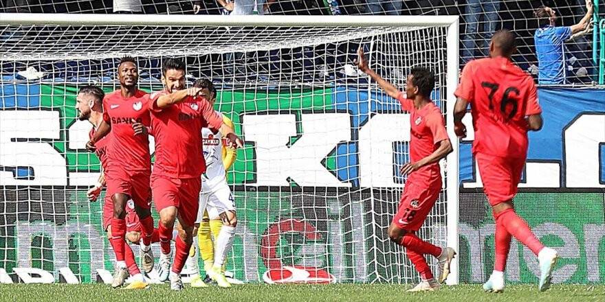 Gazişehir Gaziantep Deplasmandan 3 Puanla Döndü
