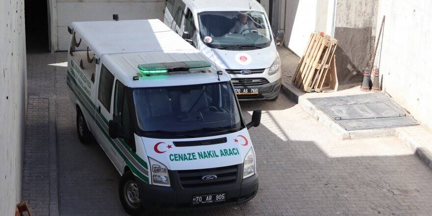 Eski eşini öldürmeye gittiği iddiasıyla tutuklanan şahıs cezaevinde intihar etti