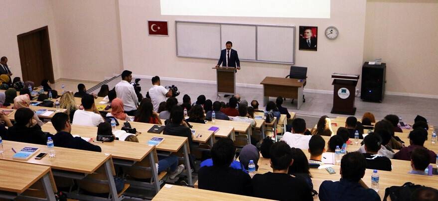 KTO Karatay’da hukuk öğrencilerine ilk ders Başkan Kılca’dan