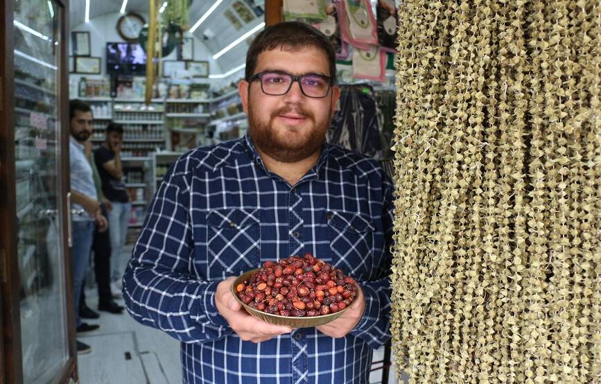 Mevsim geçişlerine doğal önlem 'Kuşburnu'