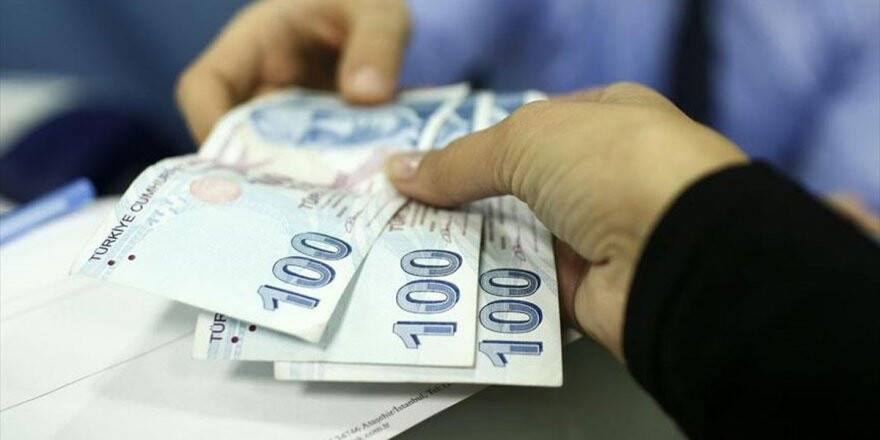 Emeklilerden Aylık Bağlama Alt Sınırında Artış Talebi