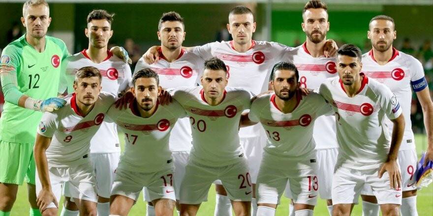 Milli Futbolcular Hedefe Kilitlendi