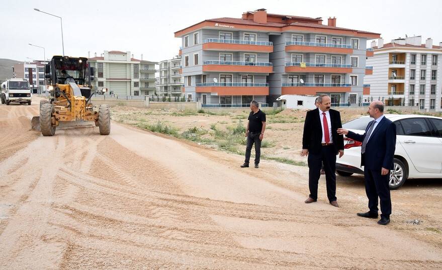 Başkan Pekyatırmacı: “Asfalt çalışmalarında bereketli bir sezon geçiriyoruz”
