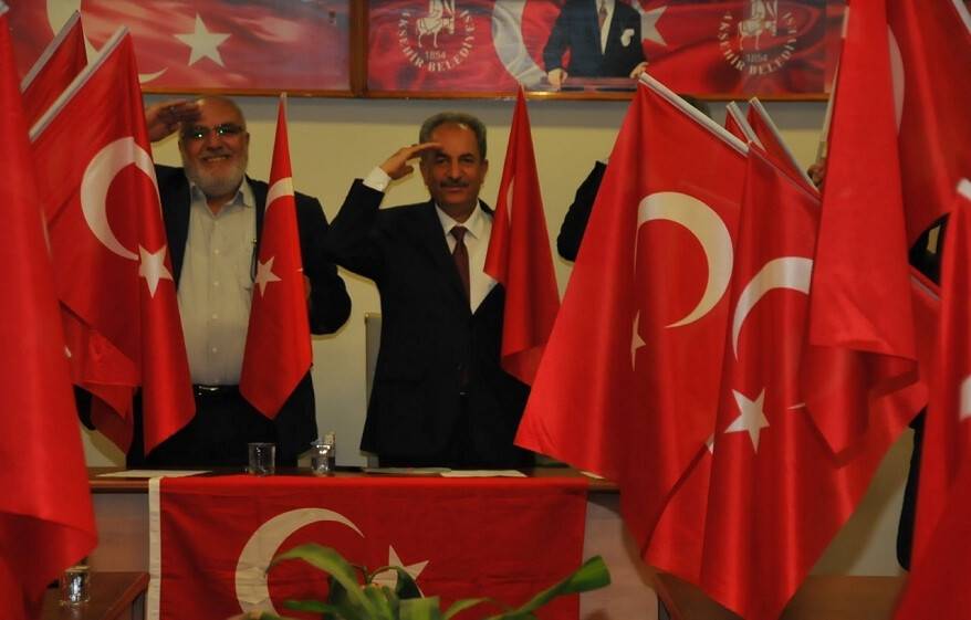 Akşehir Belediye Meclisinden Barış Pınarı Harekatı'na destek