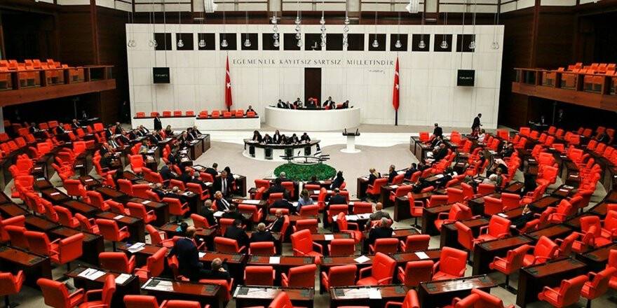 2020 Yılı Bütçesi Tbmm'ye Sunuldu