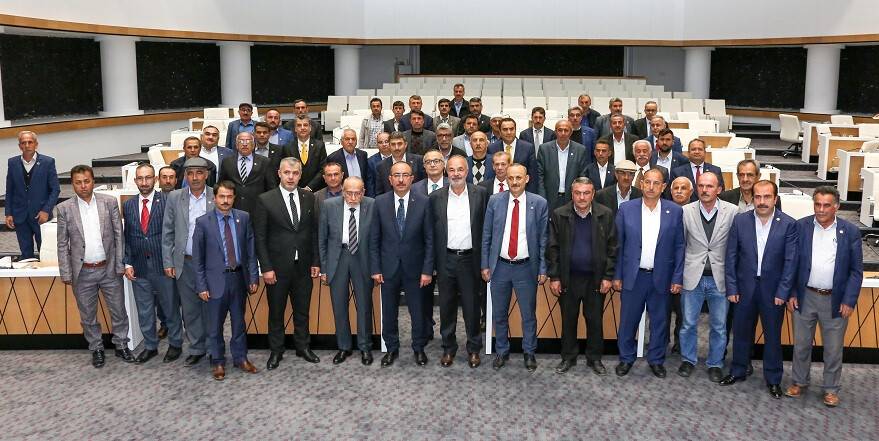 Başkan Kavuş: “Muhtarlarımız, bu büyük millete hizmet yolculuğunun ilk adımı demokrasimizin ilk basamağıdır”