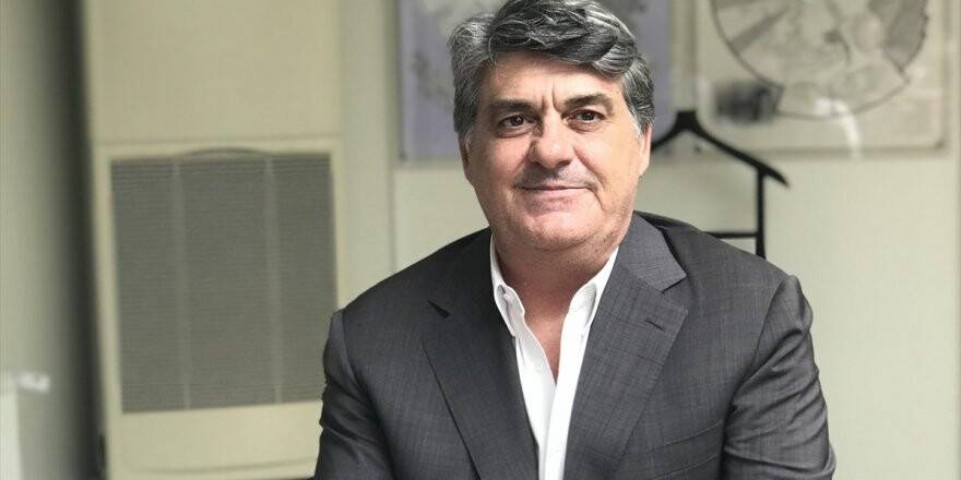 Adalı'dan Çebi'ye: Camianın Zekasıyla Alay Ediyor