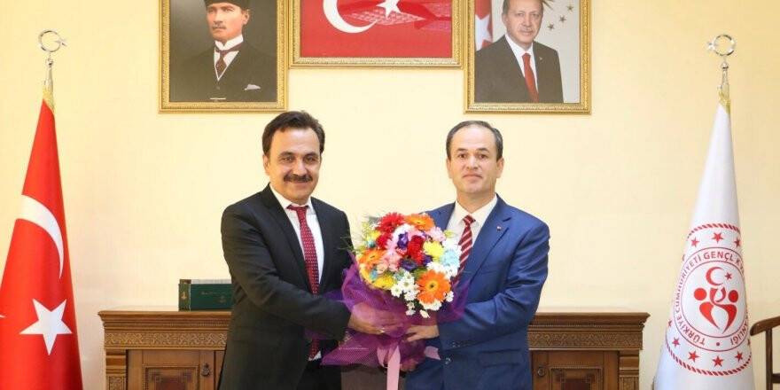 KONYA GENÇLİK VE SPOR İL MÜDÜRLÜĞÜ'NDE DEVİR TESLİM