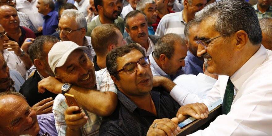 “Bahane üretmiyor, çare üretiyoruz, üreticimizi desteksiz bırakmıyoruz”