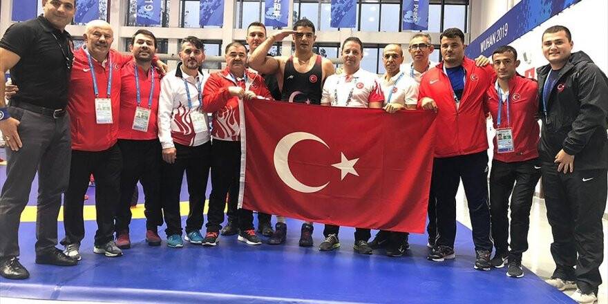 Taha Akgül'den Altın Madalya