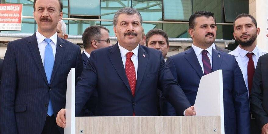 Sağlık Bakanı Koca: Operasyon Bölgesinde İhtiyaç Duyan Herkesin Yanındayız