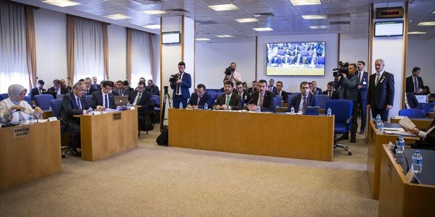 Bddk'nin Bazı Yetkilerinin Tcmb'ye Devredilmesine İlişkin Teklif Komisyonda Kabul Edildi