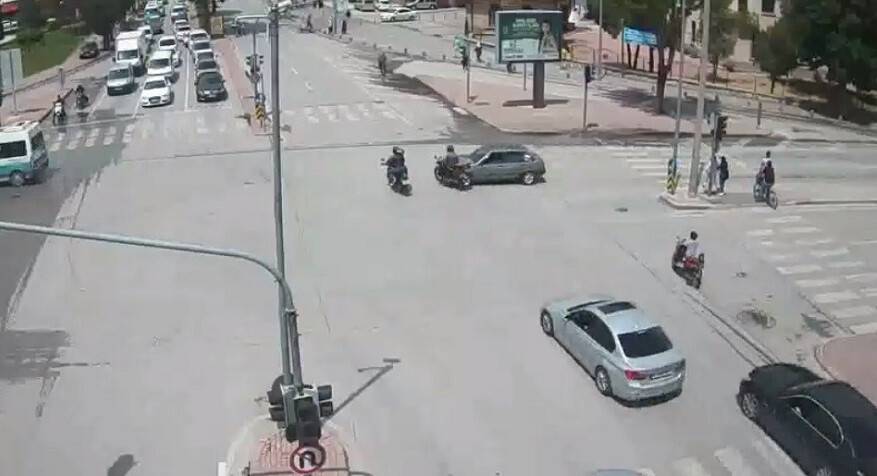 Konya'daki kazalar şehir polis kameralarında