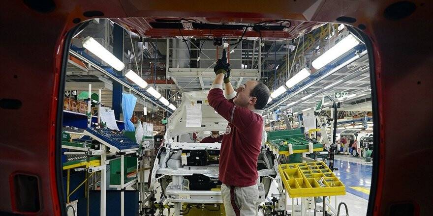 Cumhurbaşkanı Yardımcısı Oktay: Türkiye İş Yapma Kolaylığı Endeksi'nde 33. Sıraya Yükseldi