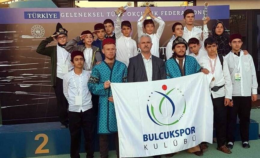 Bulcukspor geleneksel okçulukta kupa beyi