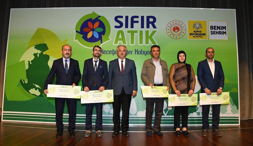 Sıfır Atık Projesinde en çok atık pil toplayan okullar ödüllendirildi