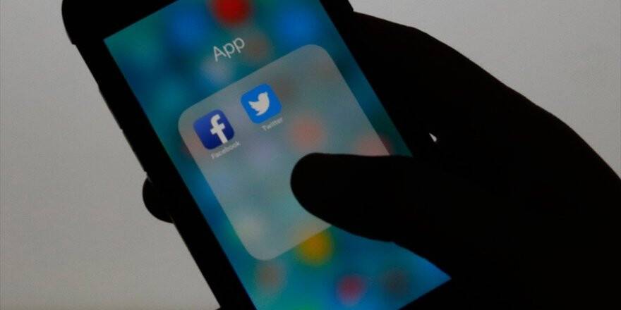 'Twitter Siyasi Reklamları Yasakladı, Şimdi Gözler Facebook'ta'