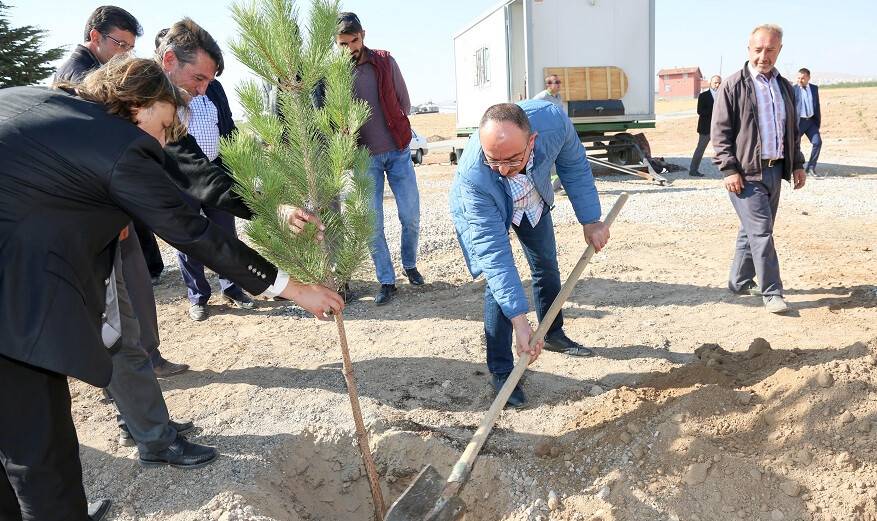 Meram’da her doğan için bir fidan