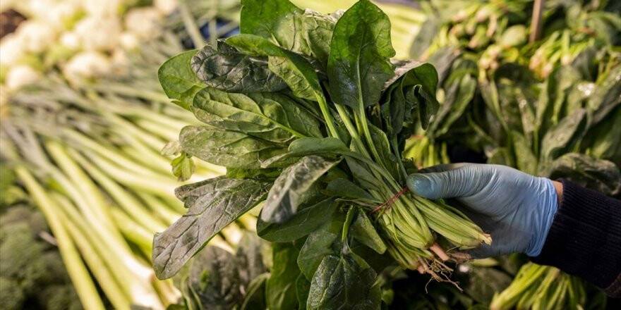 'Ispanak Yedikten Sonra 196 Kişi Hastanelere Başvurdu'