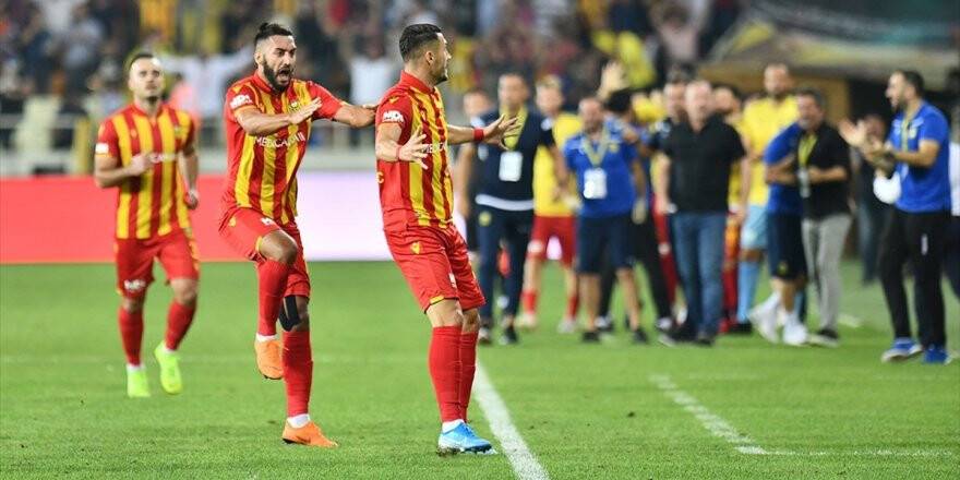 Yeni Malatyaspor Zirve Takibini Sürdürüyor