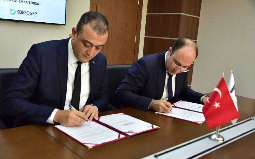 Yunak'da "Gençlerle Kodlayalım Geleceği Kurtaralım" Projesi İmzalandı