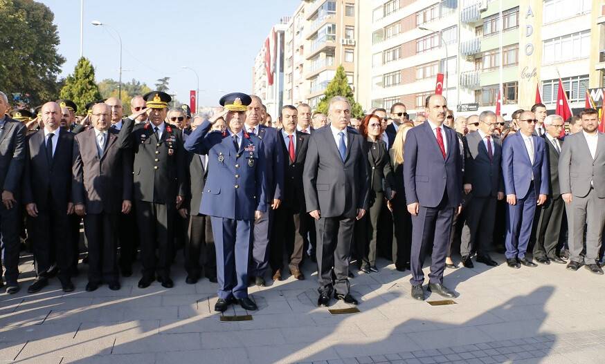 Konya’da ebediyete intikalinin 81. yıl dönümünde Atatürk törenle anıldı