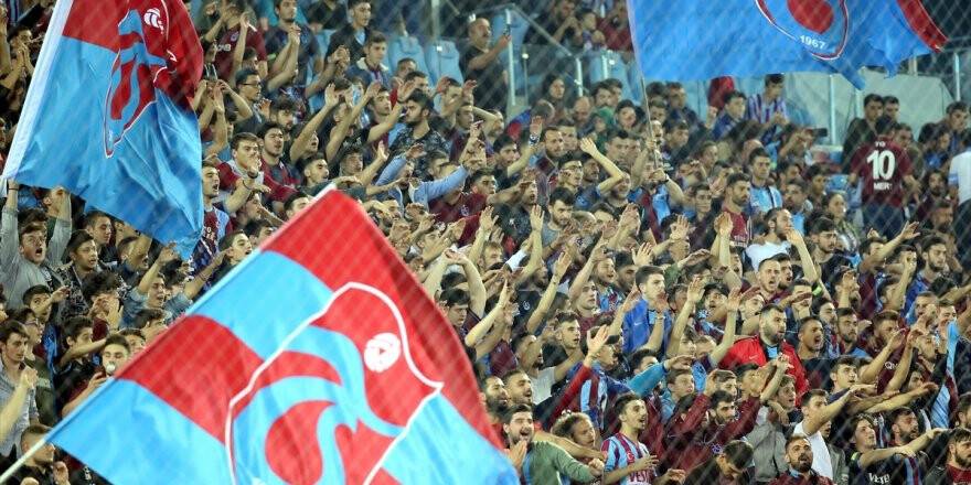 Trabzonspor'un Geliri De Seyirci Sayısı Da Arttı