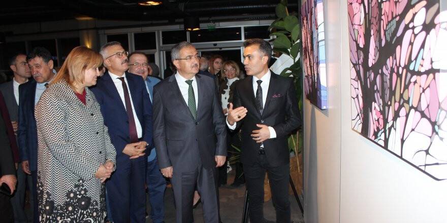 Prof. Dr. Ahmet Dalkıran’ın kişisel resim sergisine yoğun ilgi
