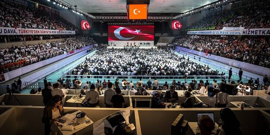 Ak Parti'de Kongre Maratonu Başlıyor