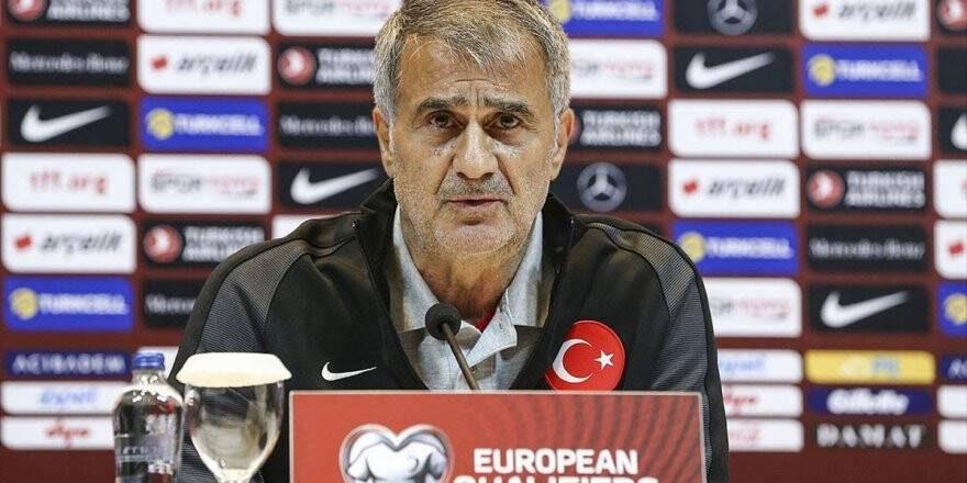 A Milli Futbol Takımı Teknik Direktörü Güneş: Euro 2020'ye Gitmeyi Garantilemek İstiyoruz