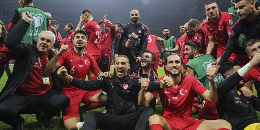 Türkiye, EURO 2020'ye katılma hakkı kazandı
