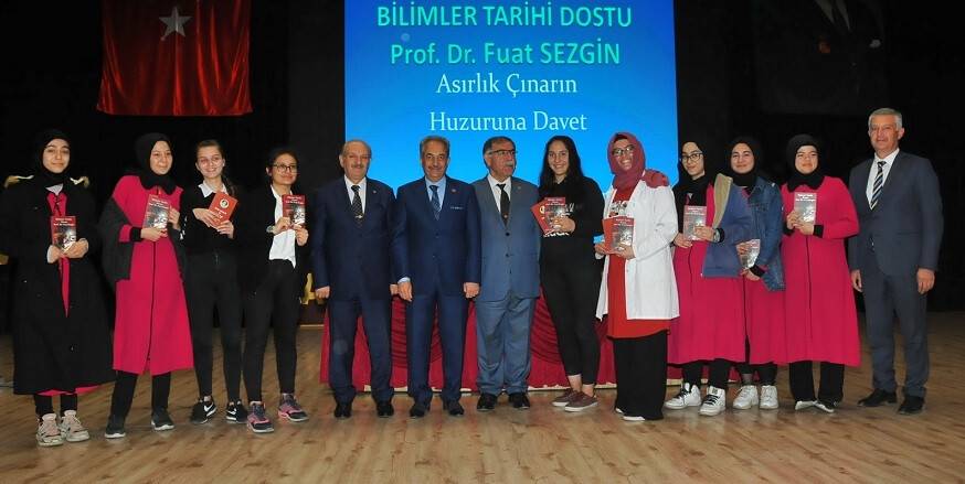 Akşehir'de "Prof. Dr. Fuat Sezgin" konulu konferans
