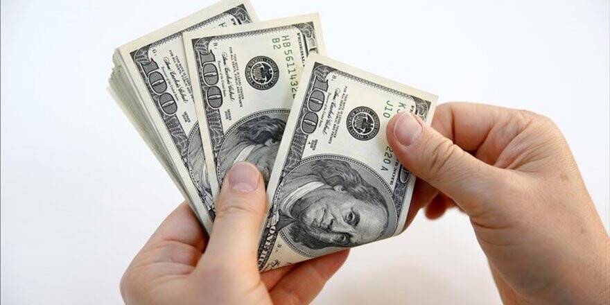 Dolar/tl, 5,7610 Seviyesinde Alıcı Buluyor