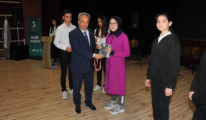 Başkan Akkaya'dan öğretmenlere hediye