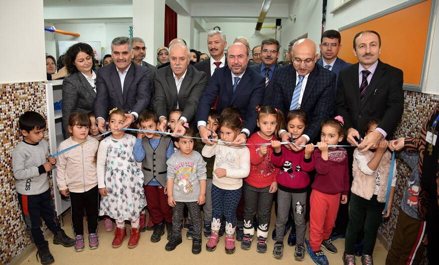 Tatköy Anasınıfı ve okul kütüphanesi açıldı