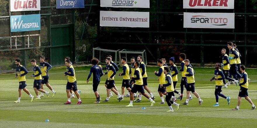 Fenerbahçe, Göztepe'yle Yarın Deplasmanda Karşılaşacak