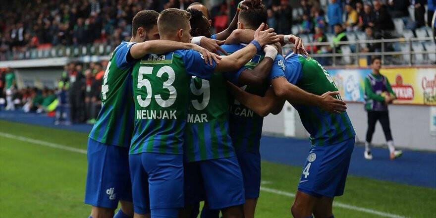 Çaykur Rizespor Evinde 3 Puan Aldı