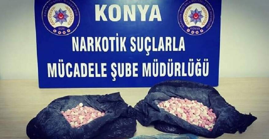 Uyuşturucu tacirlerine operasyon: 8 gözaltı