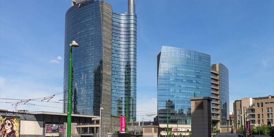 Unicredit 8 Bin İşçi Çıkaracak