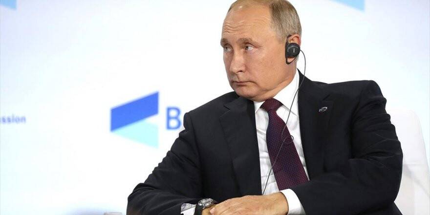 Putin 5 Generali Görevden Aldı
