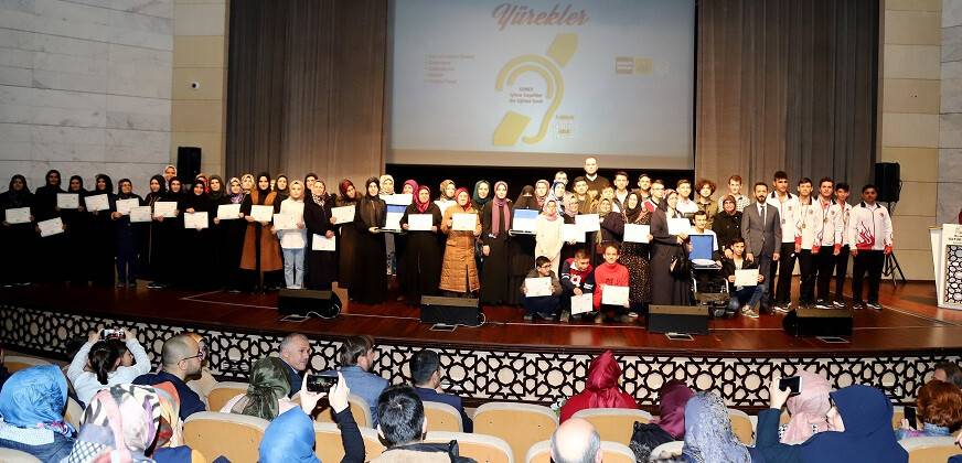 KOMEK’ten “Engel Tanımayan Yürekler” programı