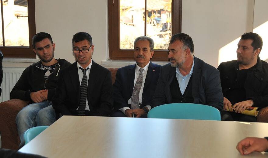 Başkan Akkaya, Engelsiz Yaşam Merkezi’ni ziyaret etti