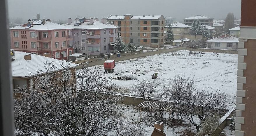 Kulu'ya mevsimin ilk karı yağdı