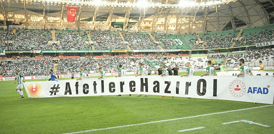 BU TARAFTAR NASIL KAHROLMASIN!