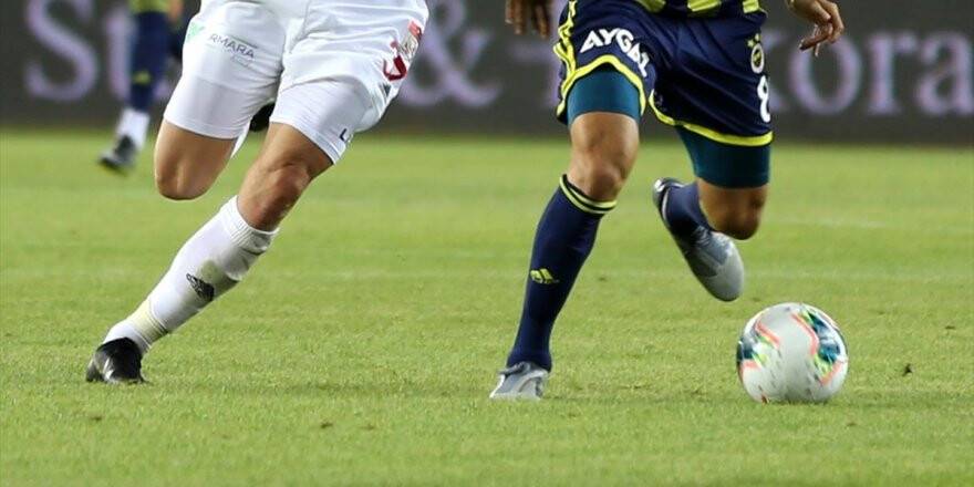 Fenerbahçe, Lider Sivasspor'a Konuk Olacak