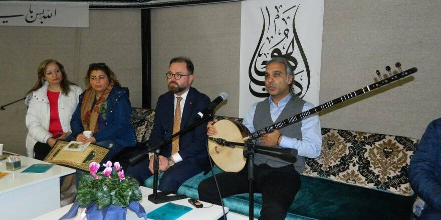 Tamburi Sanatçısı Kağan Ulaş’tan musiki sohbeti