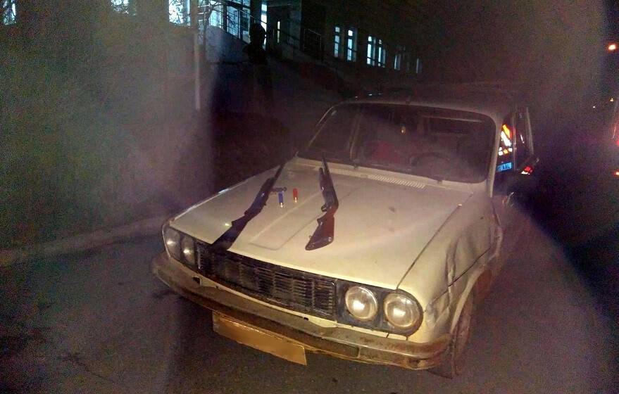 Otomobille far avına 5 bin lira ceza kesilirken, avcıların aracına el konuldu