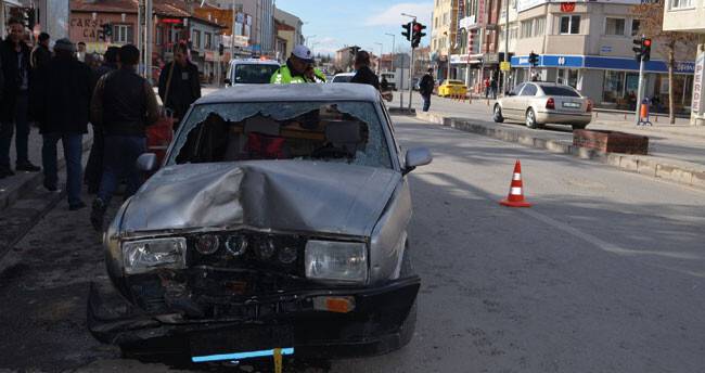"Drift" Yaparken Minibüse Çarpan Sürücü İle Araç Sahibine 9 Bin 526 Lira Ceza